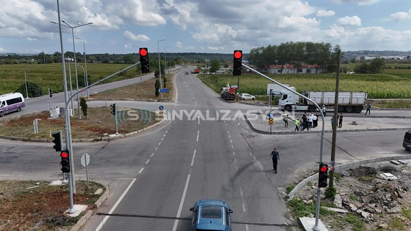 Ferizli’de Trafikte Akıllı Dönüşüm: Sinyalizasyon Elektronik, Yeni Sinyalizasyon Sistemleri Devrede